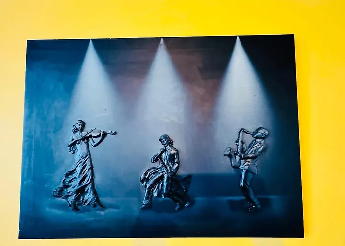 Vulcan - 3 Bedrooms - Sleeps 6 Appartement