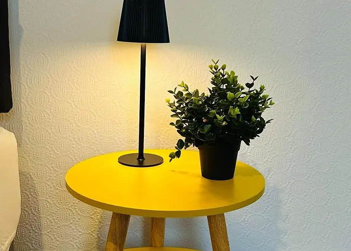 Apartment Quirky Vibe - 3 Bedrooms - Sleeps 6 *