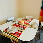 Apartment Quirky Vibe - 3 Bedrooms - Sleeps 6
